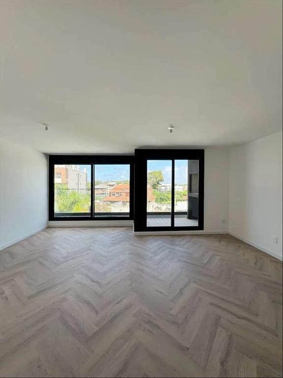APTO DE 2 DORMITORIOS CON PARRILLERO Y GARAGE