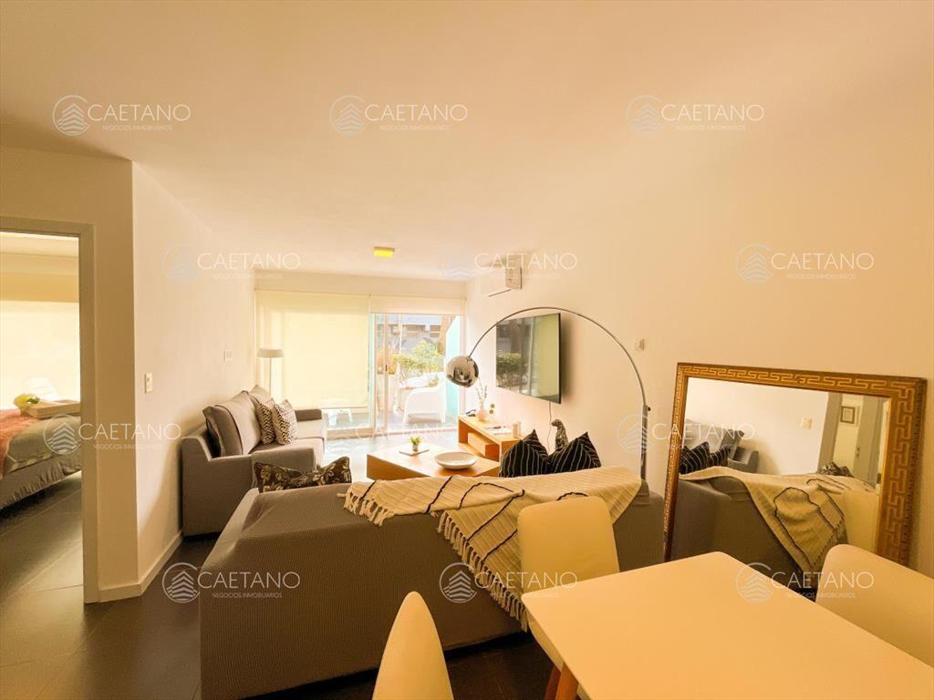 Venta apartamento. 2 dormitorios Punta del Este