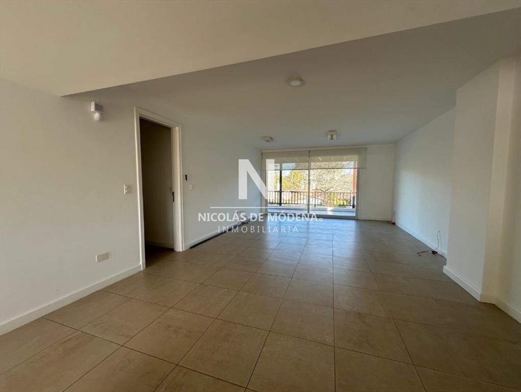 Apartamento de 3 dormitorios y 3 baños