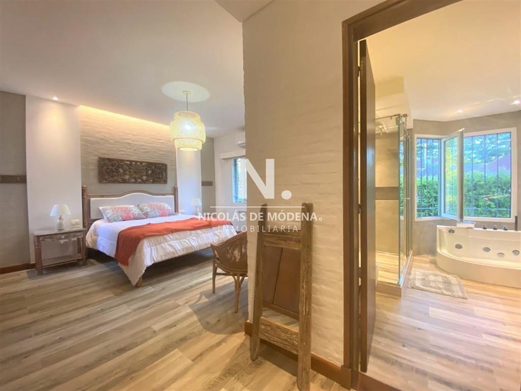 Chalet en Lugano con piscina climatizada y todas las comodi