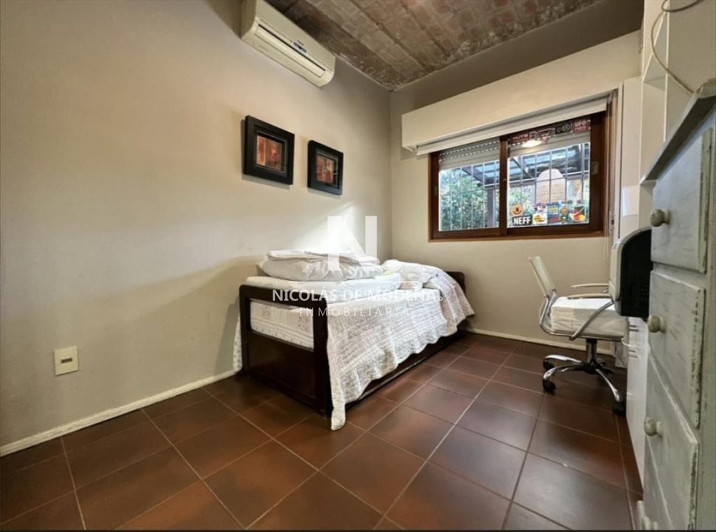 En venta casa en Pinares de 2 dormitorios, con de