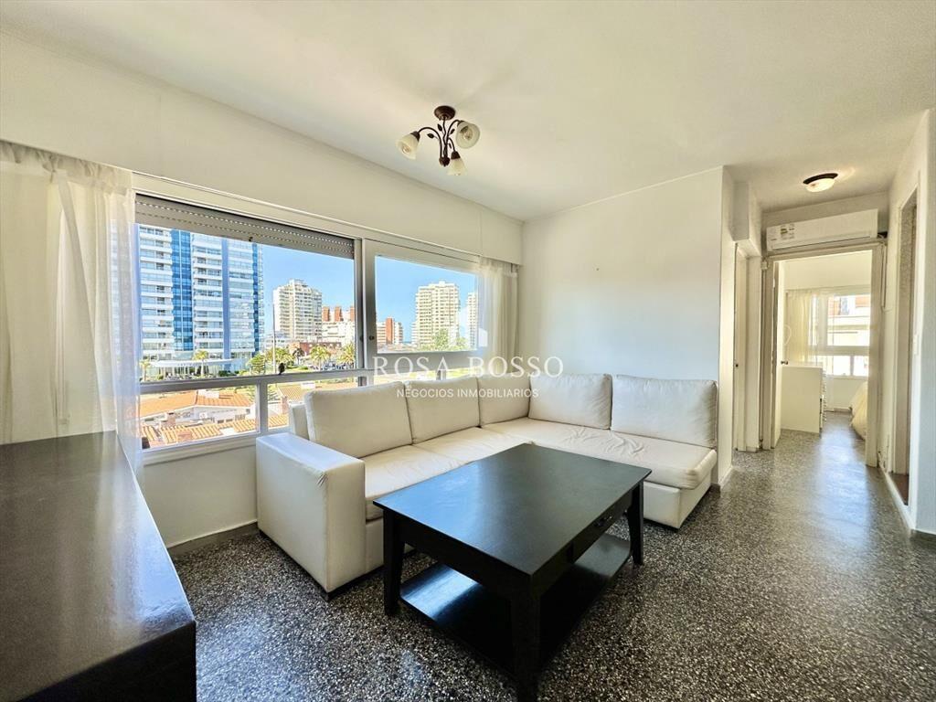 Apartamento, Venta, 2 dormitorios, Punta del