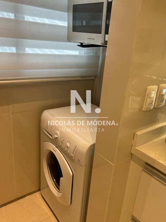 Vende apartamento en Mansa de 2 Dormitorios.