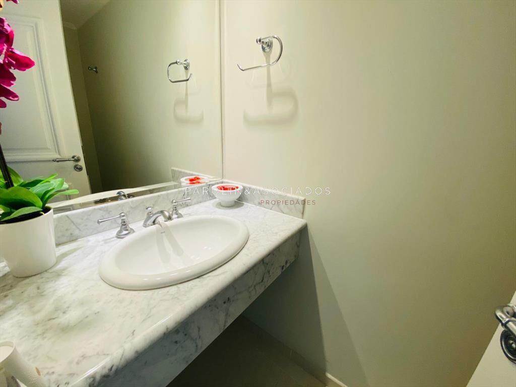 Apartamento en venta de 3 dormitorios en Tower,