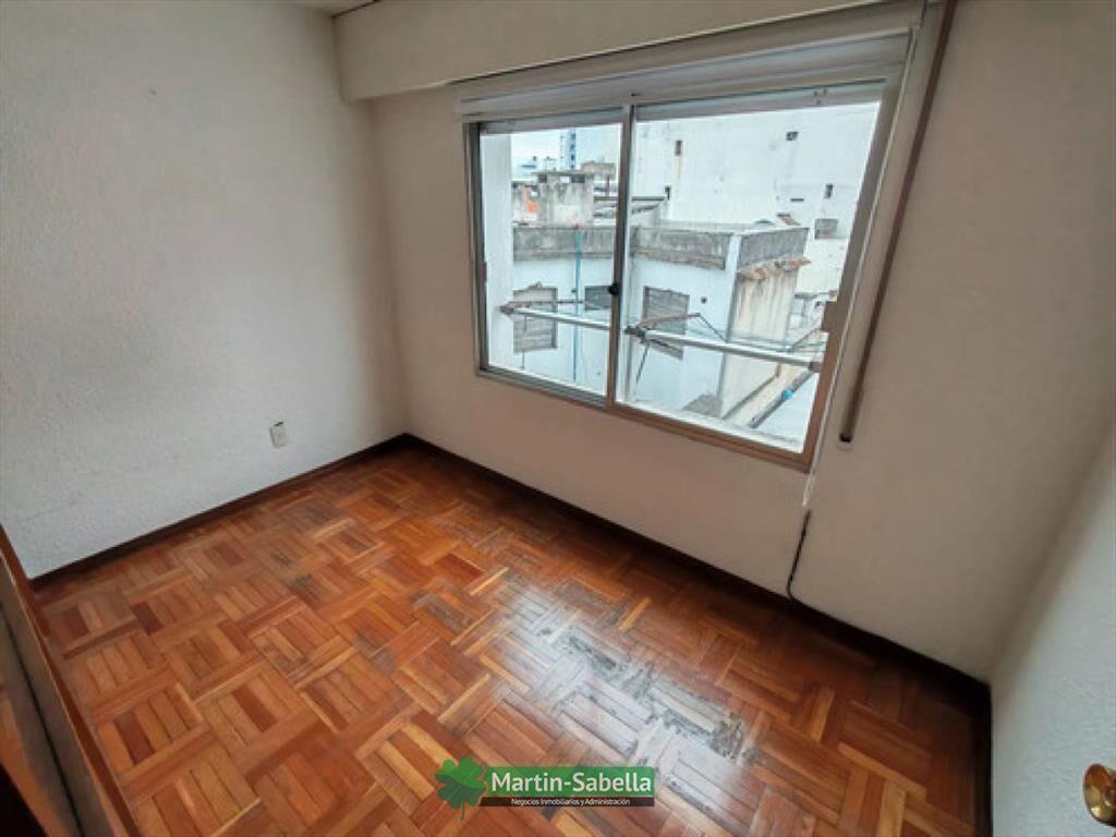 Apartamento en Alquiler - Tres Cruces