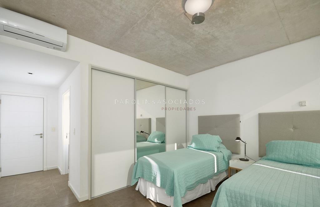 Apartamento en venta de 2 dormitorios en Punta
