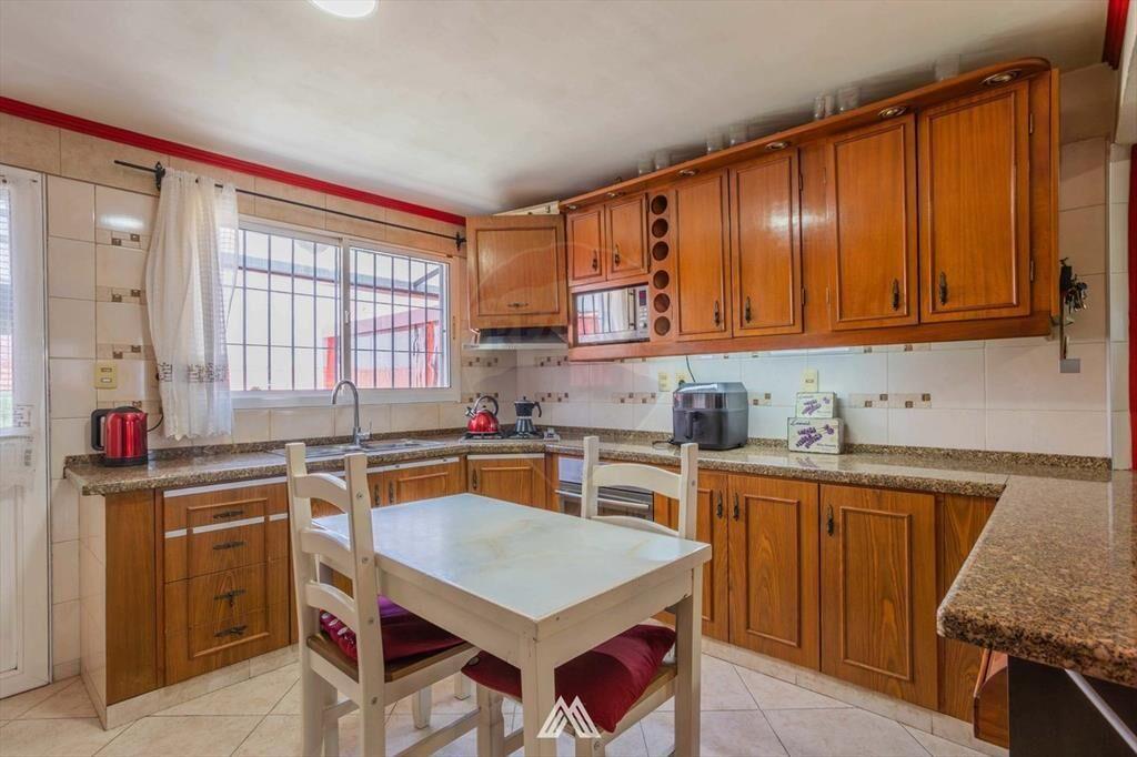 Vendo Casa + Apartamento Belvedere con Garage