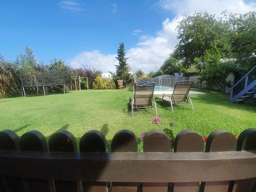 ALQUILER CASA EN BARRIO PRIVADO CON PISCINA
