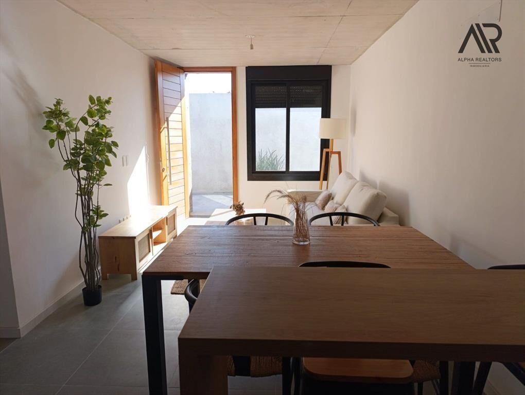Casa en Alquiler en Barrio Parque Rivera