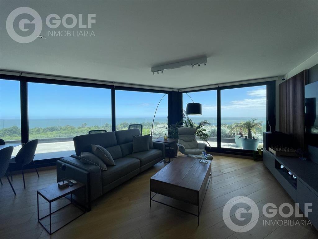 Venta o Alquiler de apartamento de 3 dormitorios en Golf -