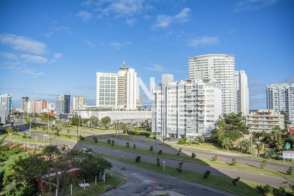 Departamento en venta, excelente ubicacion,