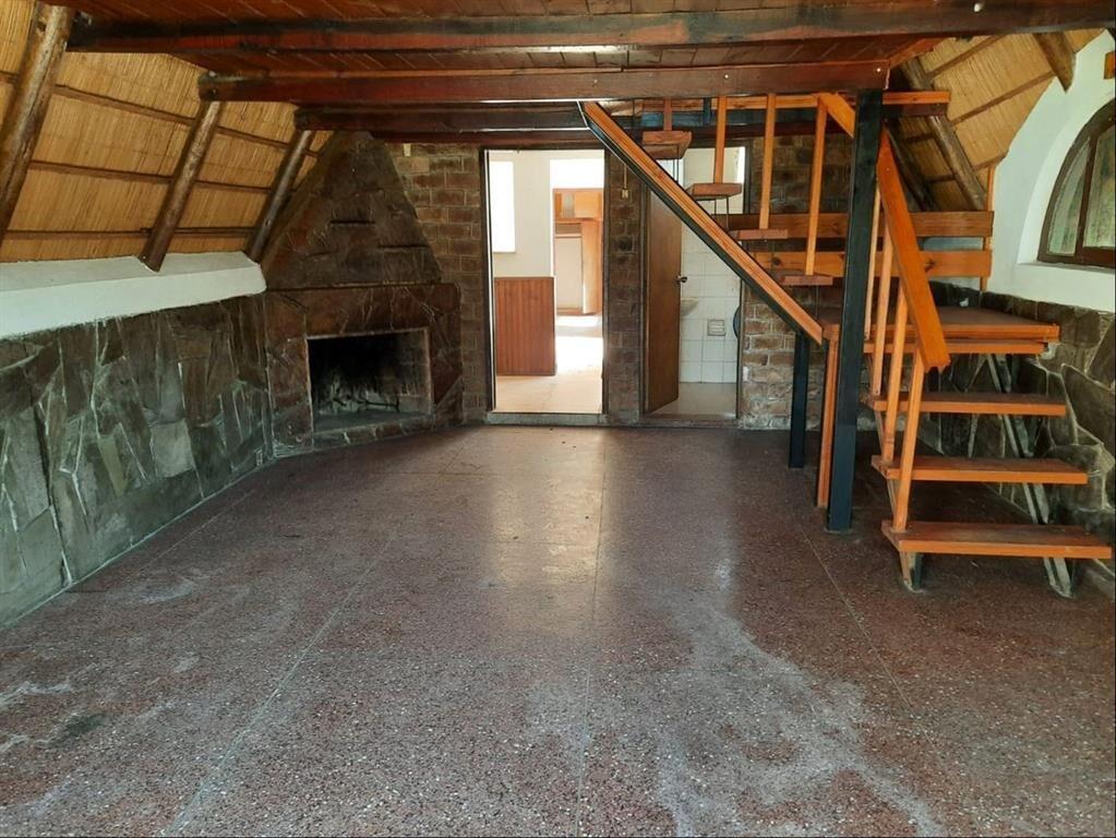 *** ALQUILADO ***  CABAÑA DE 3 DORMITORIOS PRÓX. AV. PEREZ