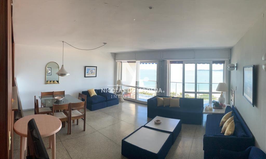 Apartamento con hermosa vista en Ed. Isla de