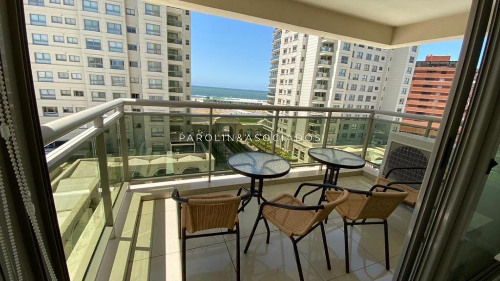 Apartamento en venta en Torre Imperiale Brava, Punta del Es
