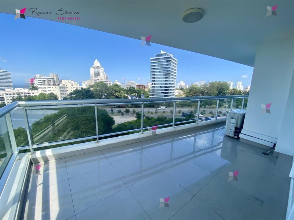 Venta de apartamento de 2 dormitorios en torre