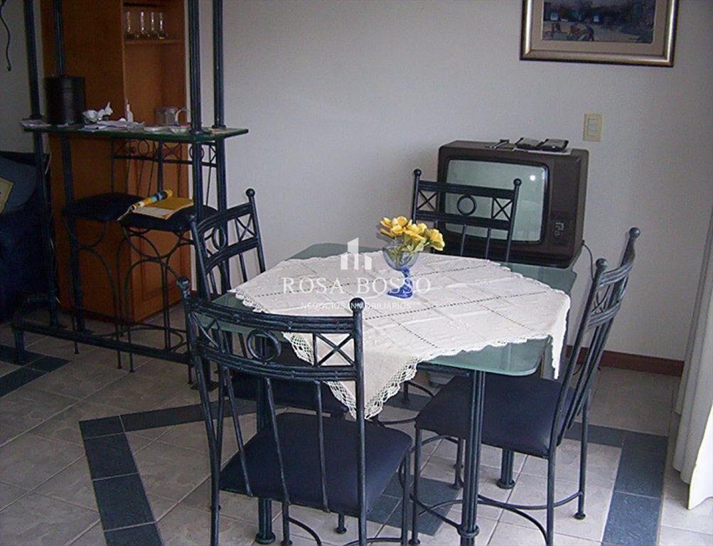 Apartamento en Roosevelt, 1 dormitorios *