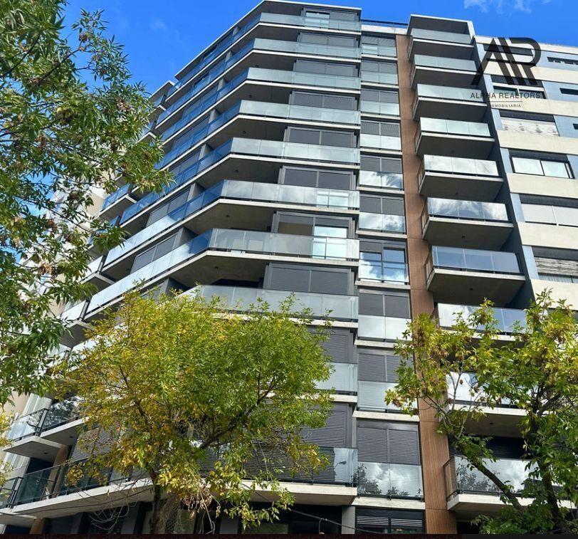 Apartamento en alquiler c/ cochera en Barrio Golf