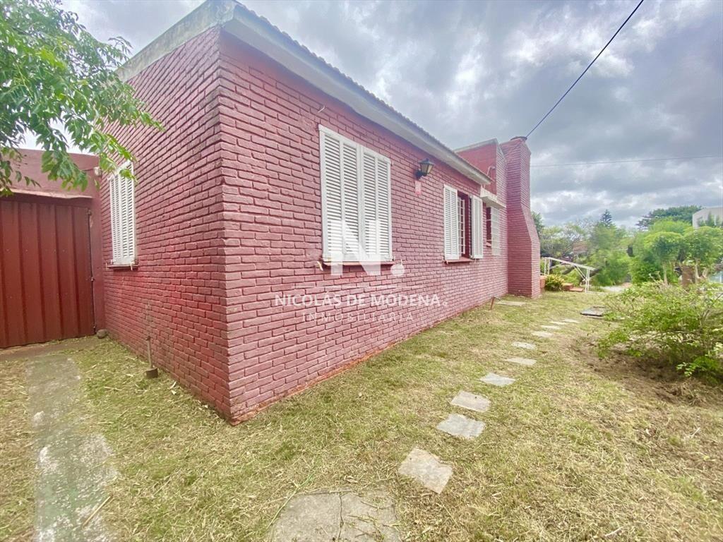 CASA EN VENTA EN PLAYA MANSA, PARADA 25, PUNTA
