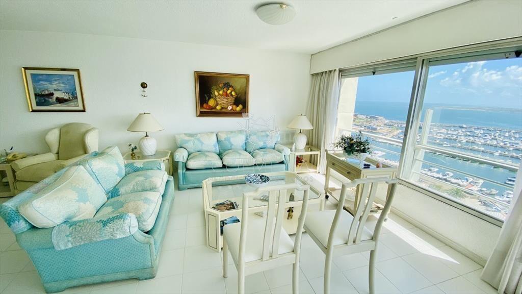 Oportunidad en Torre Verona - Apto 3 dorms y