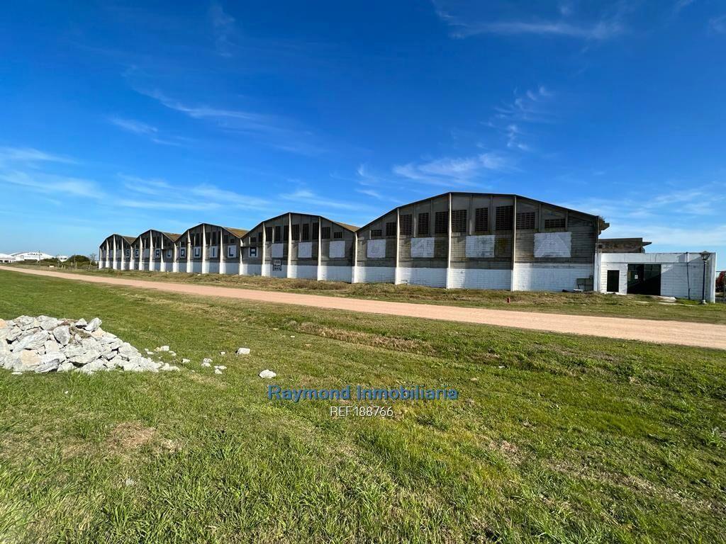 Alquiler depósito de 6000m2 Ruta 1 km 26 a 20km del puerto