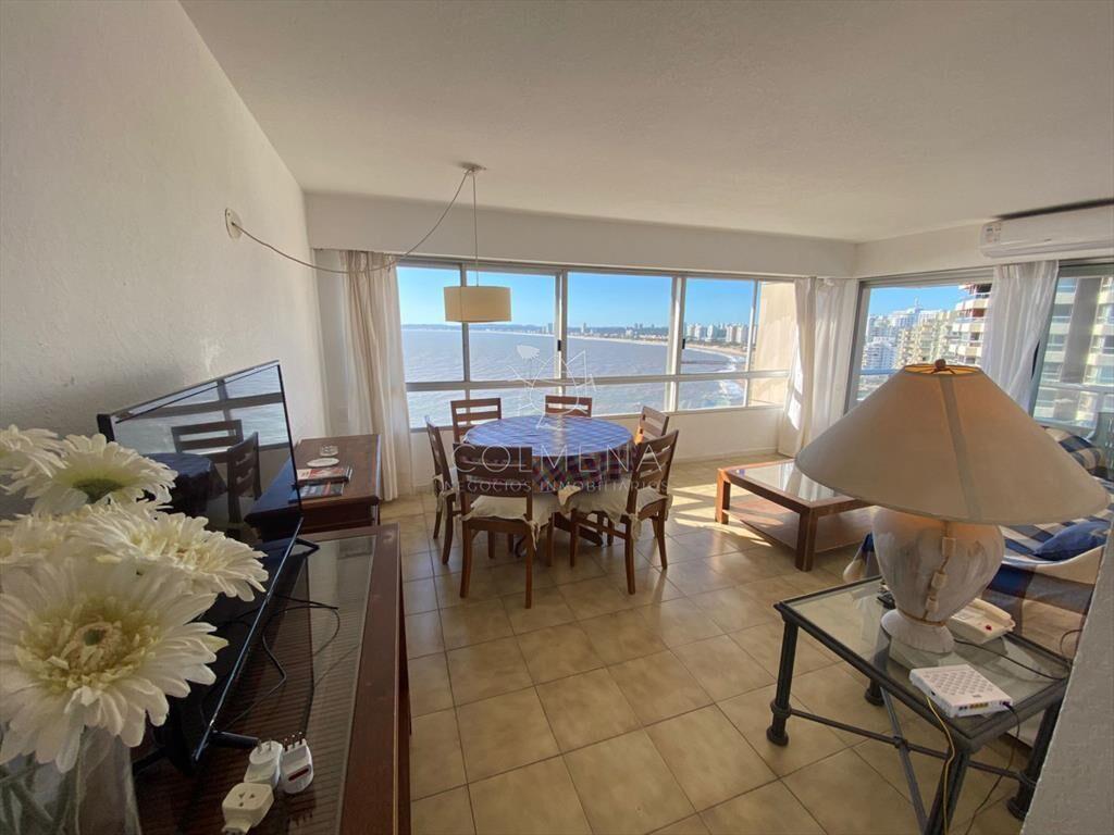 Apartamento en Peninsula, vista playa mansa y