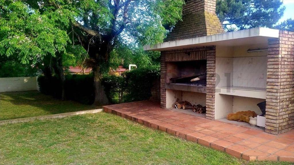VENTA casa 100mt  Av Italia-3D-2B-Garage-986mt2-ACEPTA BA...