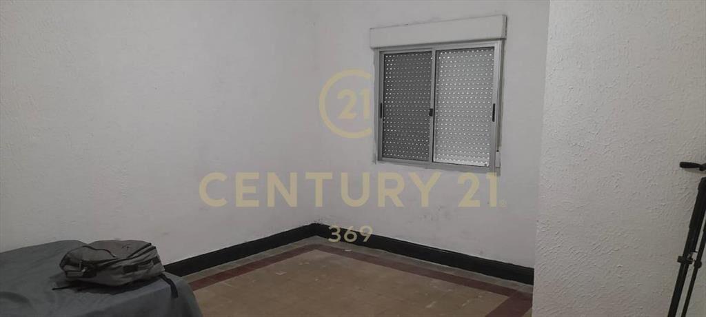 Venta/La Comercial/Casa/2 Dormitorios/ 3 Cuadras B. Artigas.