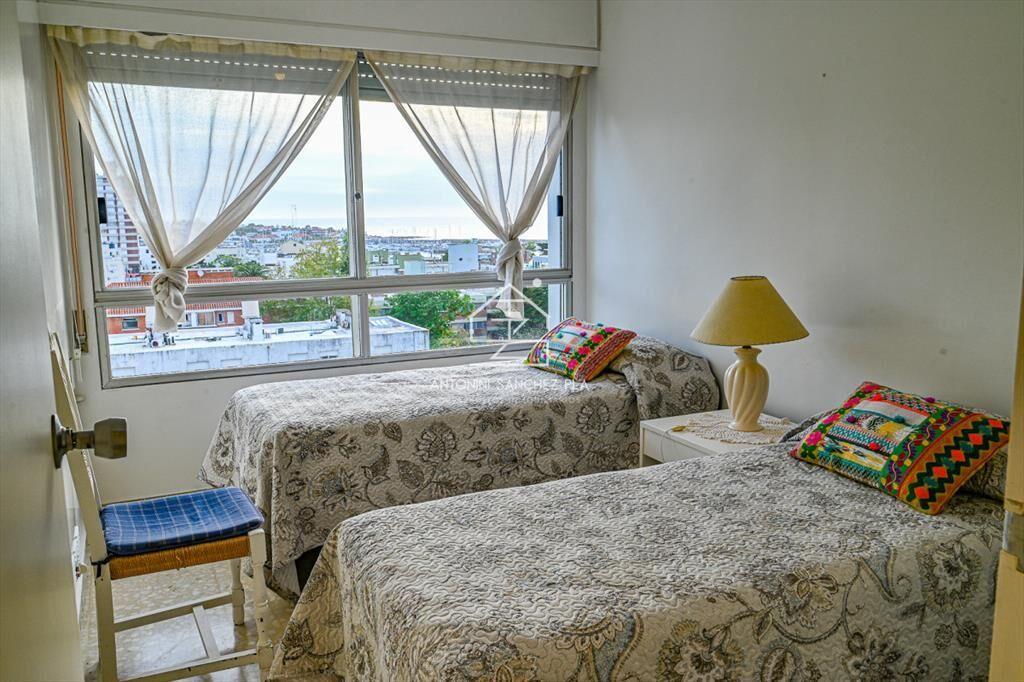 Hermoso Apartamento en Venta en Zona Puerto