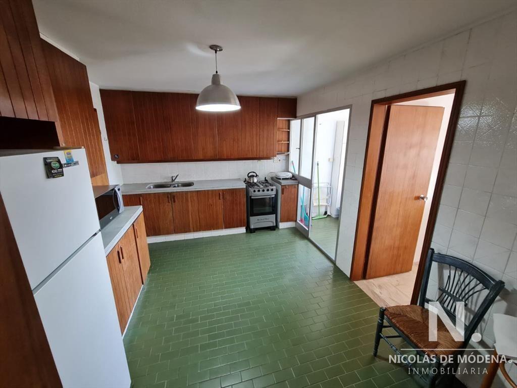 Apartamento de 3 dors con excelente vista y cerca de los ce