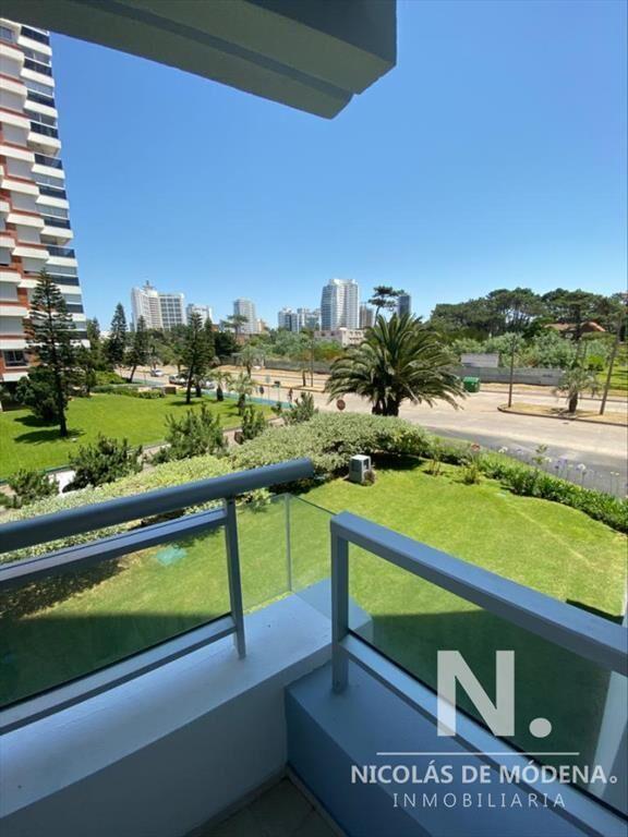 DEPARTAMENTO A PASOS DEL MAR!