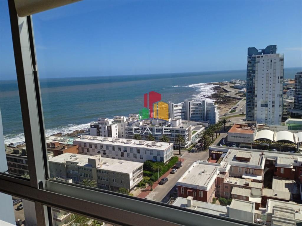 Apartamento en Peninsula, 3 dormitorios *