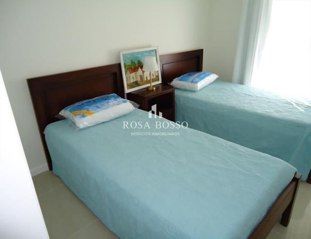 VENTA, Apartamento 3 dormitorios, con vista, del