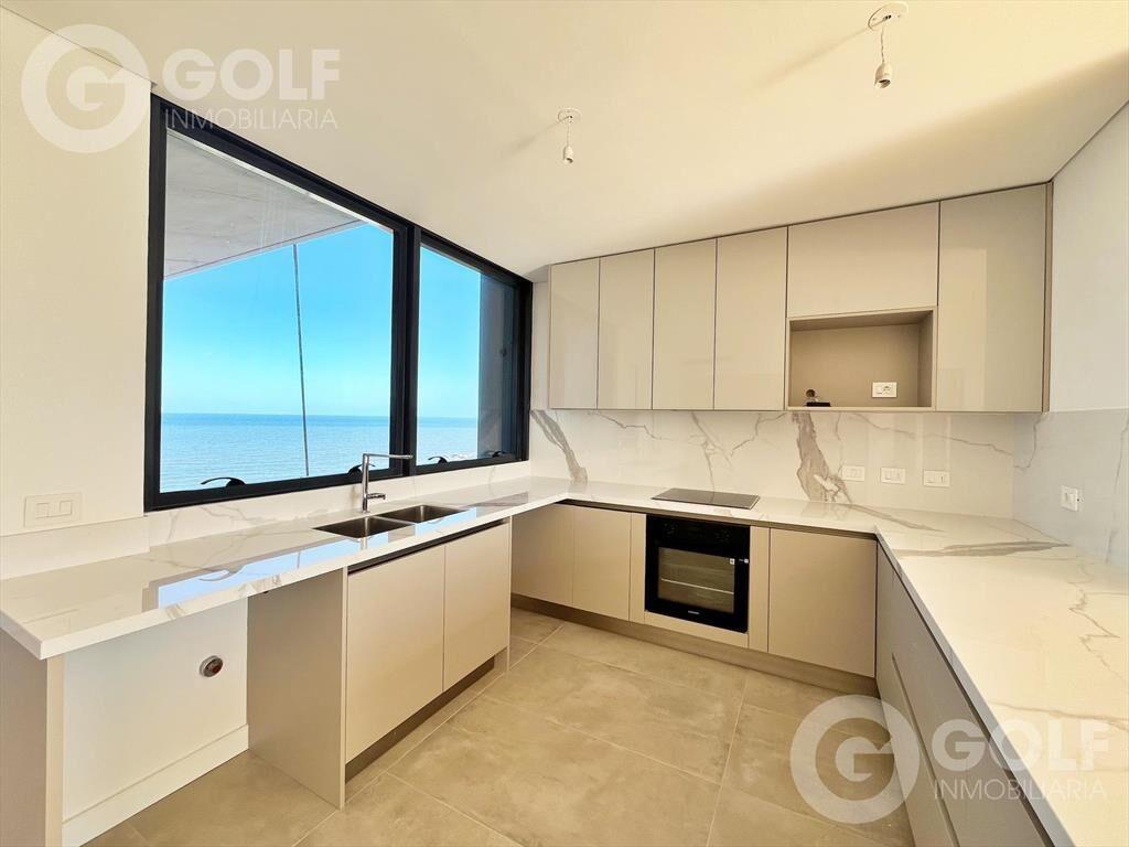 Venta de Dúplex 3 Dormitorios en la Rambla de Carrasco – BI