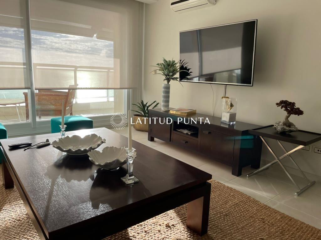 ALQUILER PUNTA DEL ESTE PRIMERA LINEA MANSA