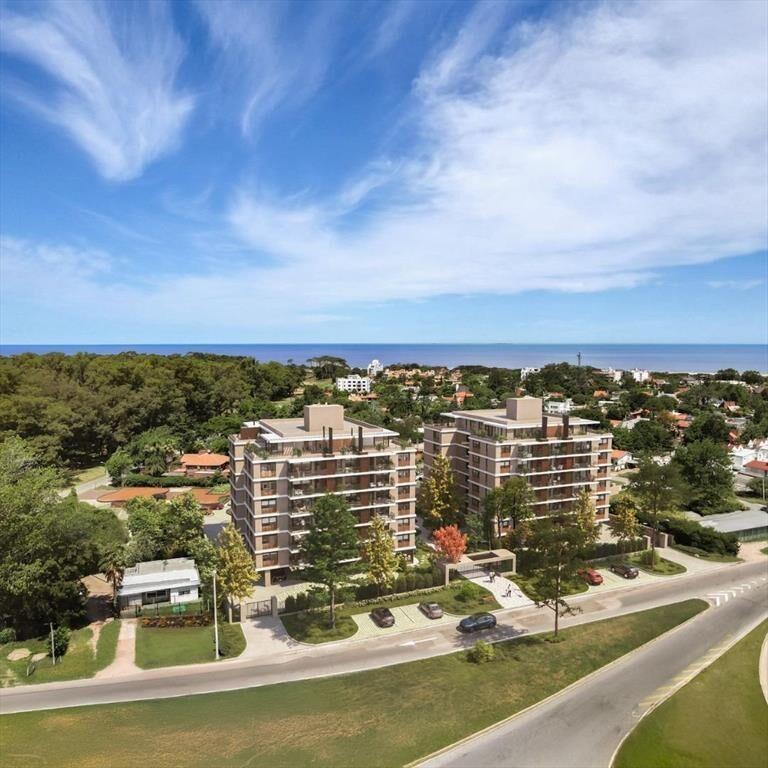 Venta apartamento 3 dormitorios Barra de Carrasco Grou Bosq