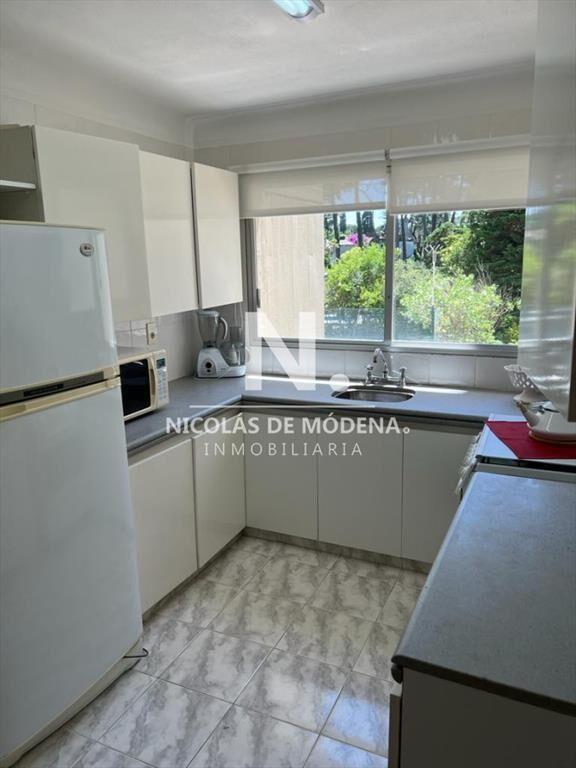 Venta Apartamento de 2 dormitorios en zona Punta