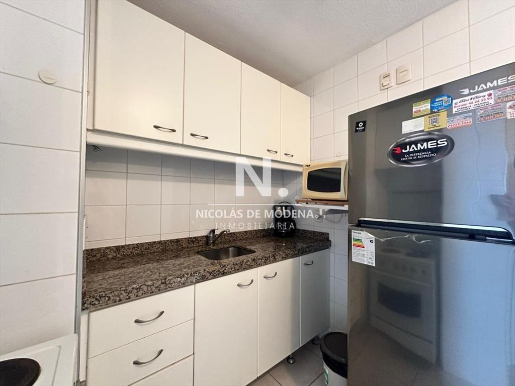 Apartamento de 1 dormitorio en Venta en Av. , del