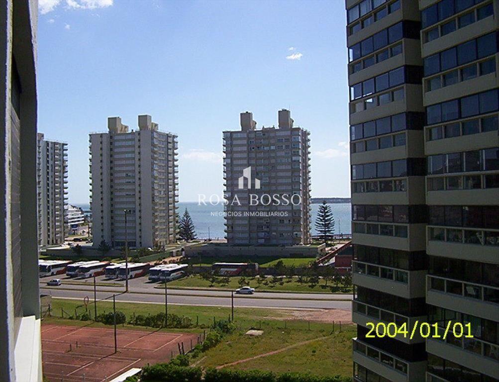 Apartamento en Brava, 1 dormitorios *