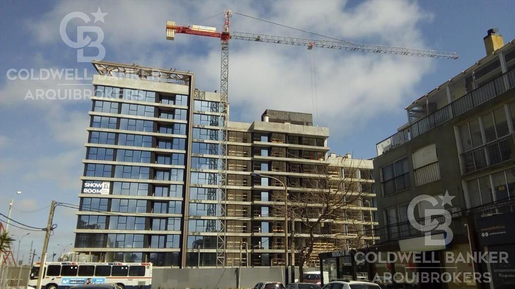 Apartamento de 2 dormitorios en venta en Malvín