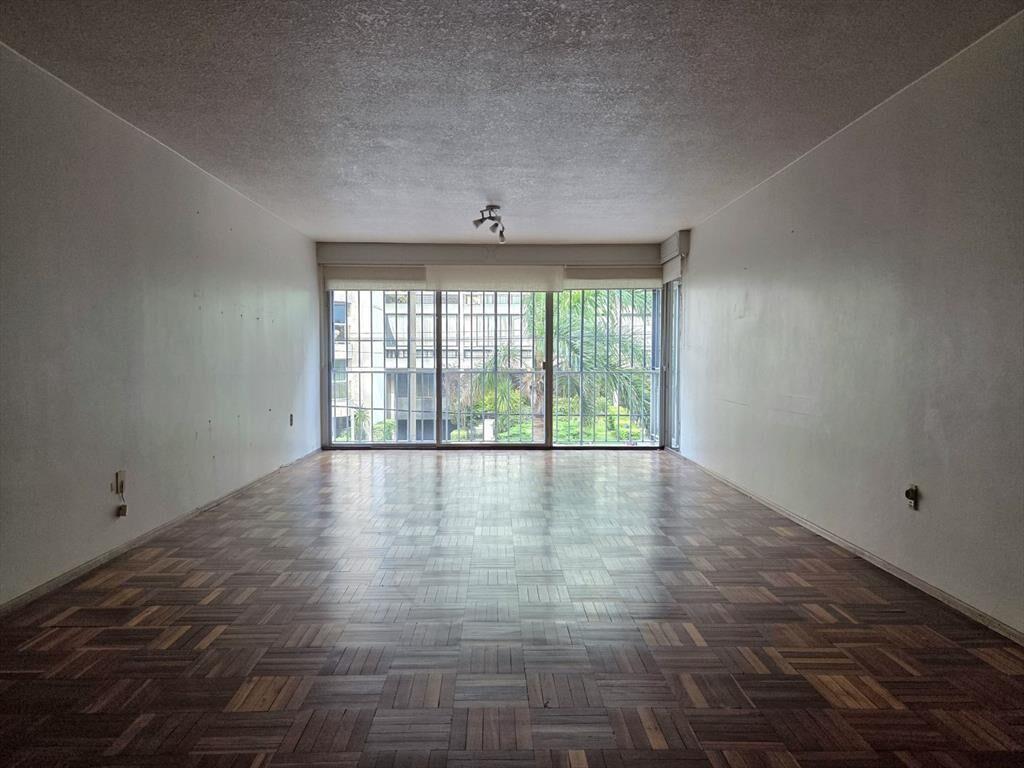 Venta apartamento 3 o 4 dormitorios en Punta Carretas...