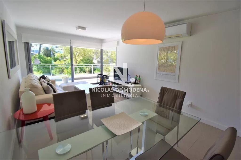 Departamento de 3 dormitorios en venta en  del