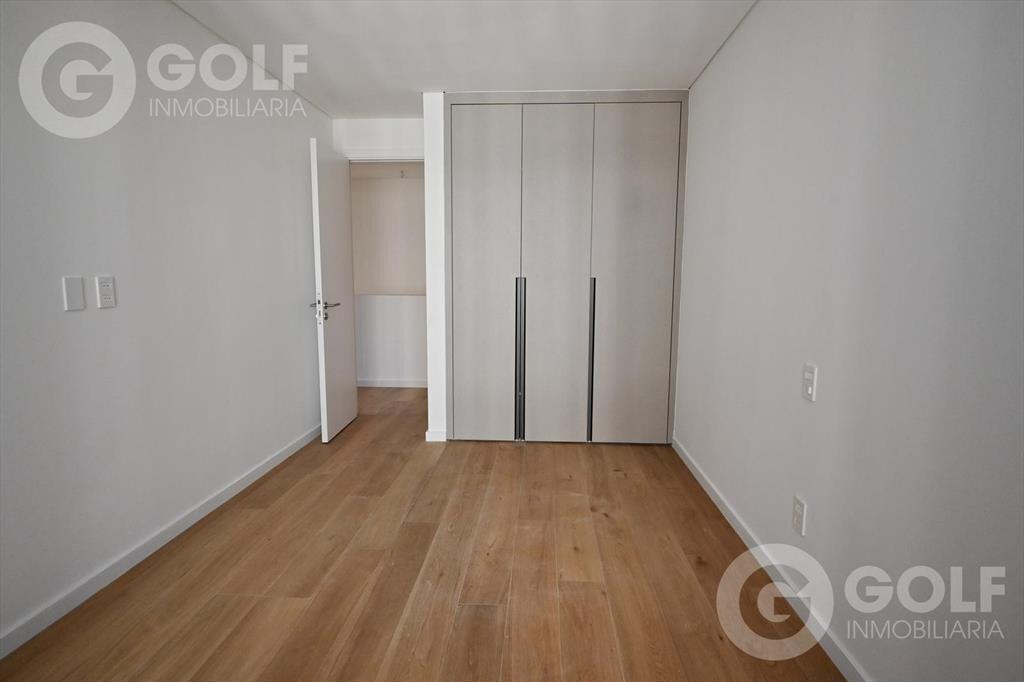 Venta de apartamento 3 dormitorios TRENTO