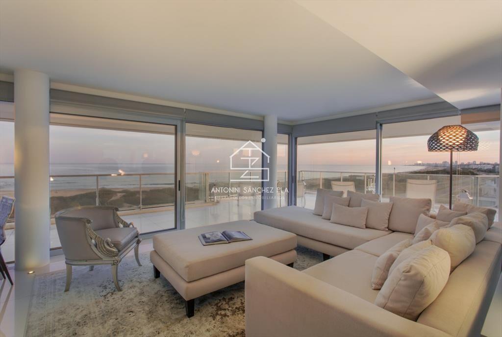 Alquiler penthouse 4 dormitorios Punta del Este