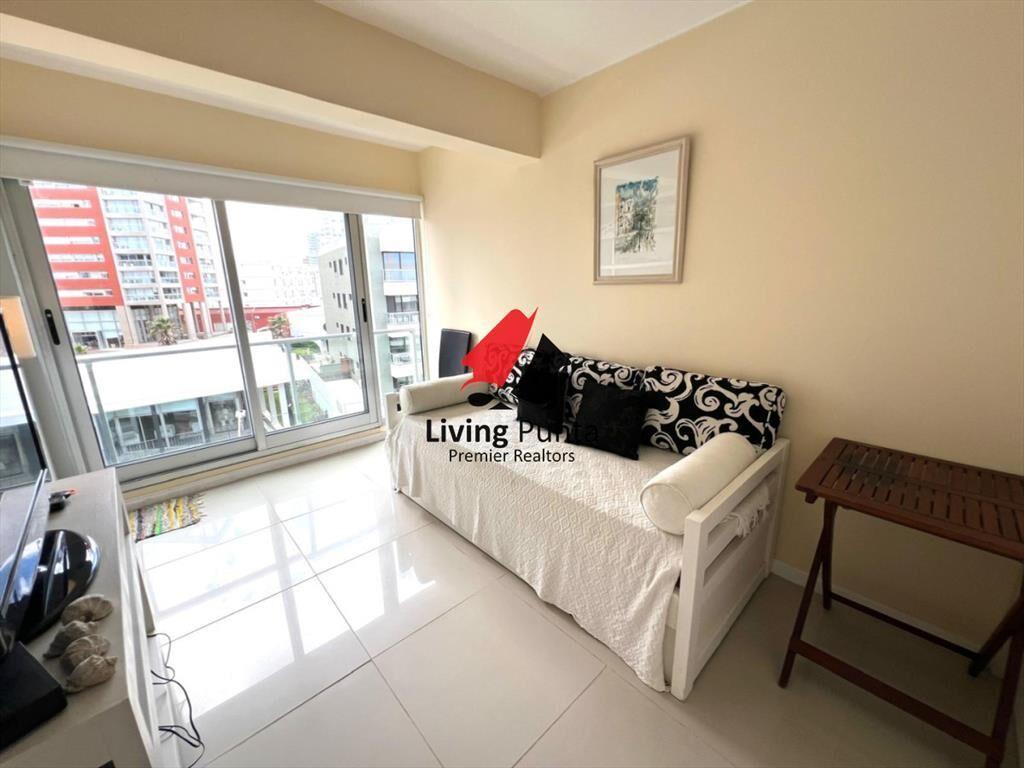 Apartamento en venta frente al mar. En
