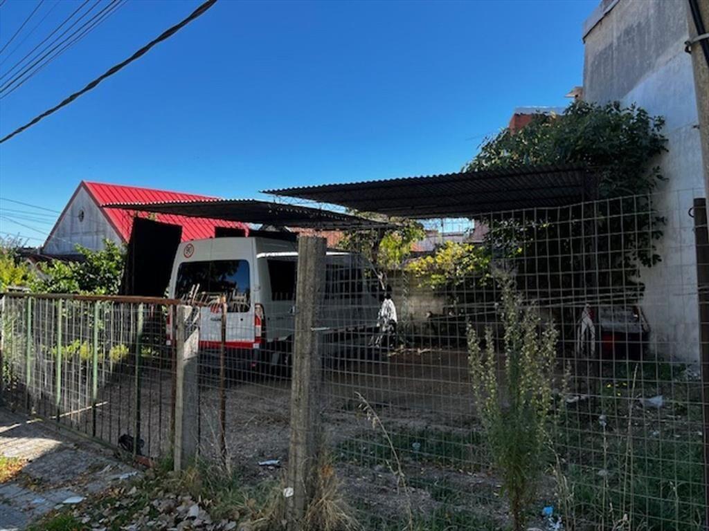Venta terreno con mejoras en Aires Puros