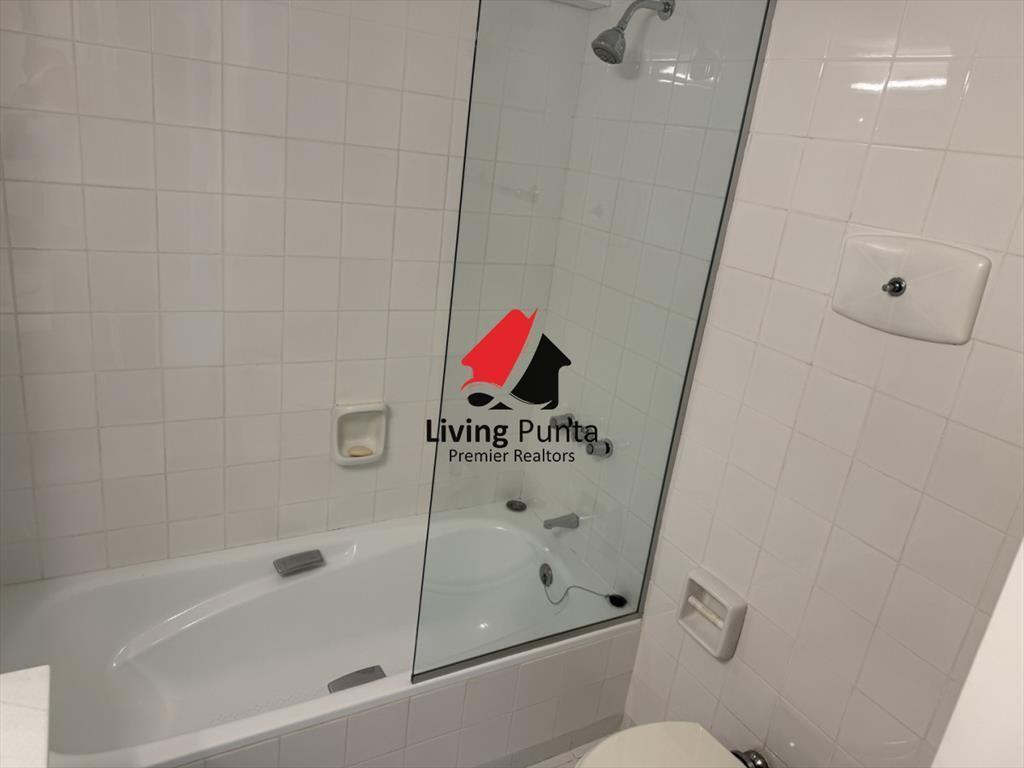 ESPECTACULAR PLANTA, PRIMERA LINEA, SERVICIOS Y