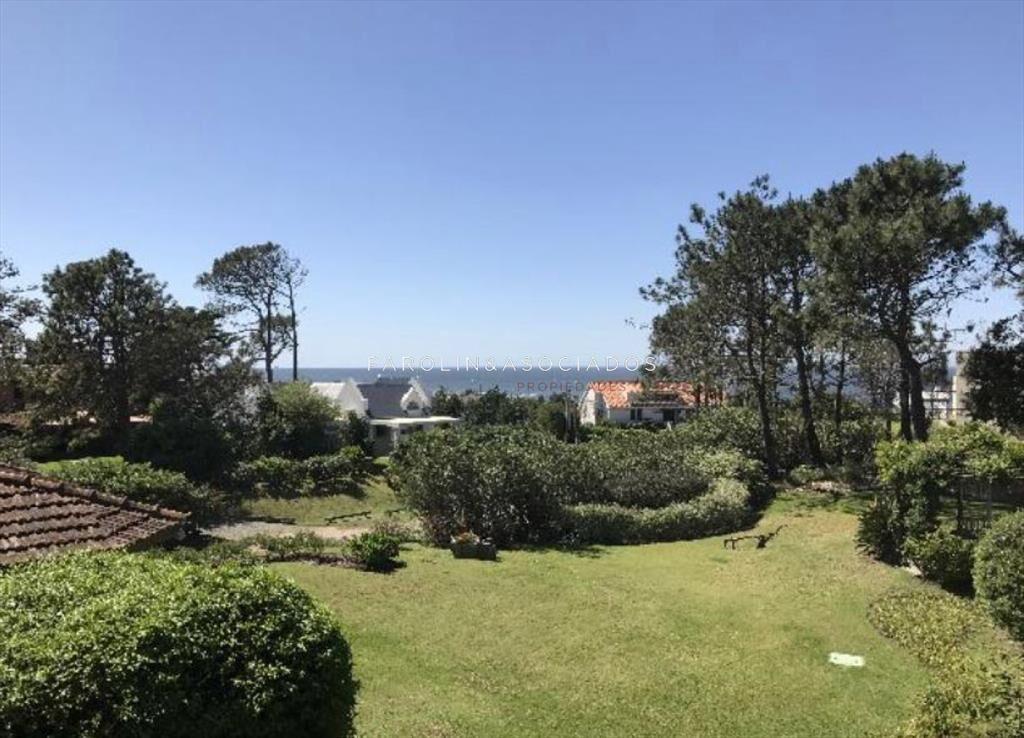 Casa de 3 dormitorios en venta en La Barra, Punta