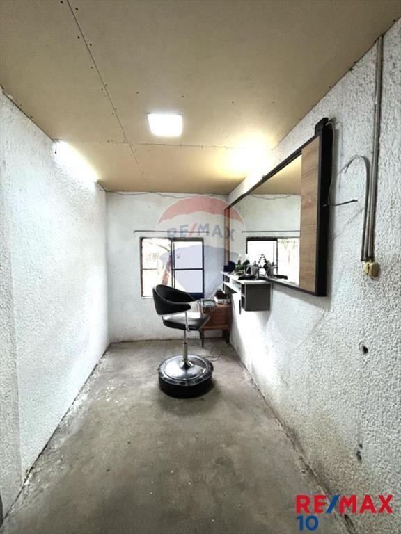 Casa, 2 dormitorios, se vende.