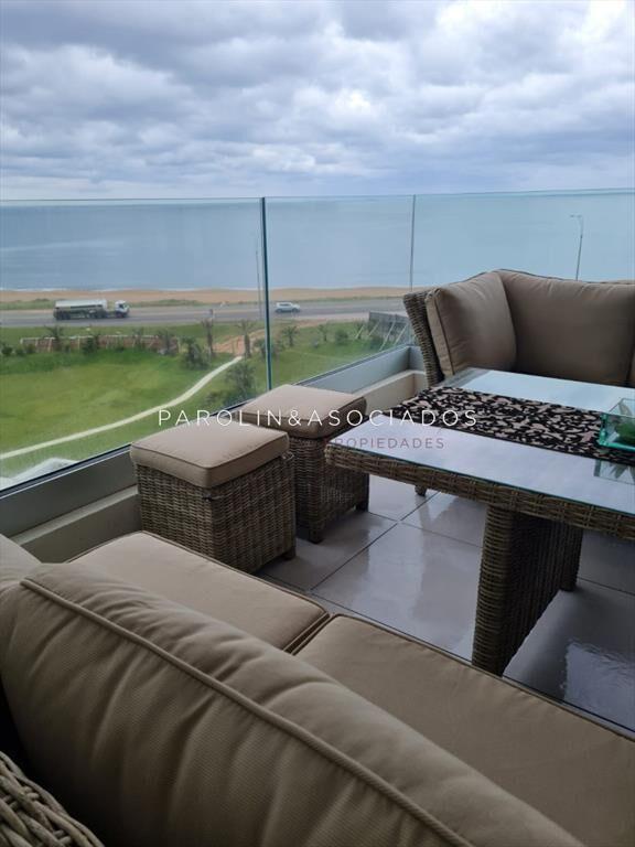 VENTA DE APARTAMENTO DE 3 SUITES EN EDIFICIO DEL