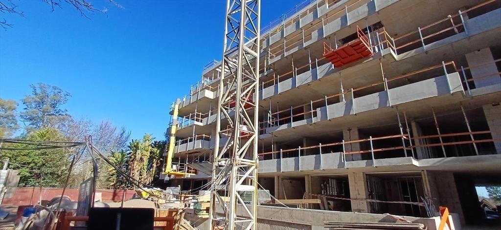 PARQUE MIRAMAR - Apartamento 3 dormitorios , 2 baños – en c